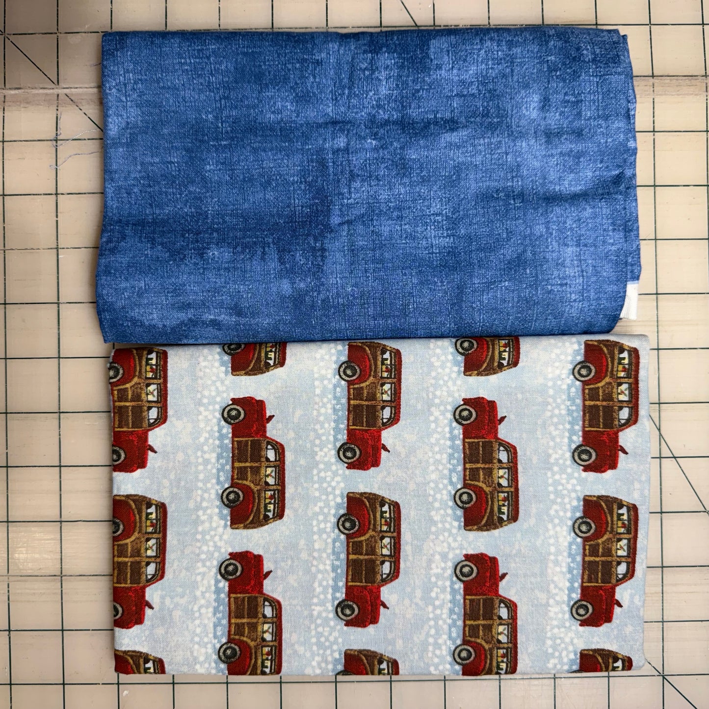 🌻 Vintage Woody Car with Blue – Dynamic Duo 2 - 1-yard Cuts
