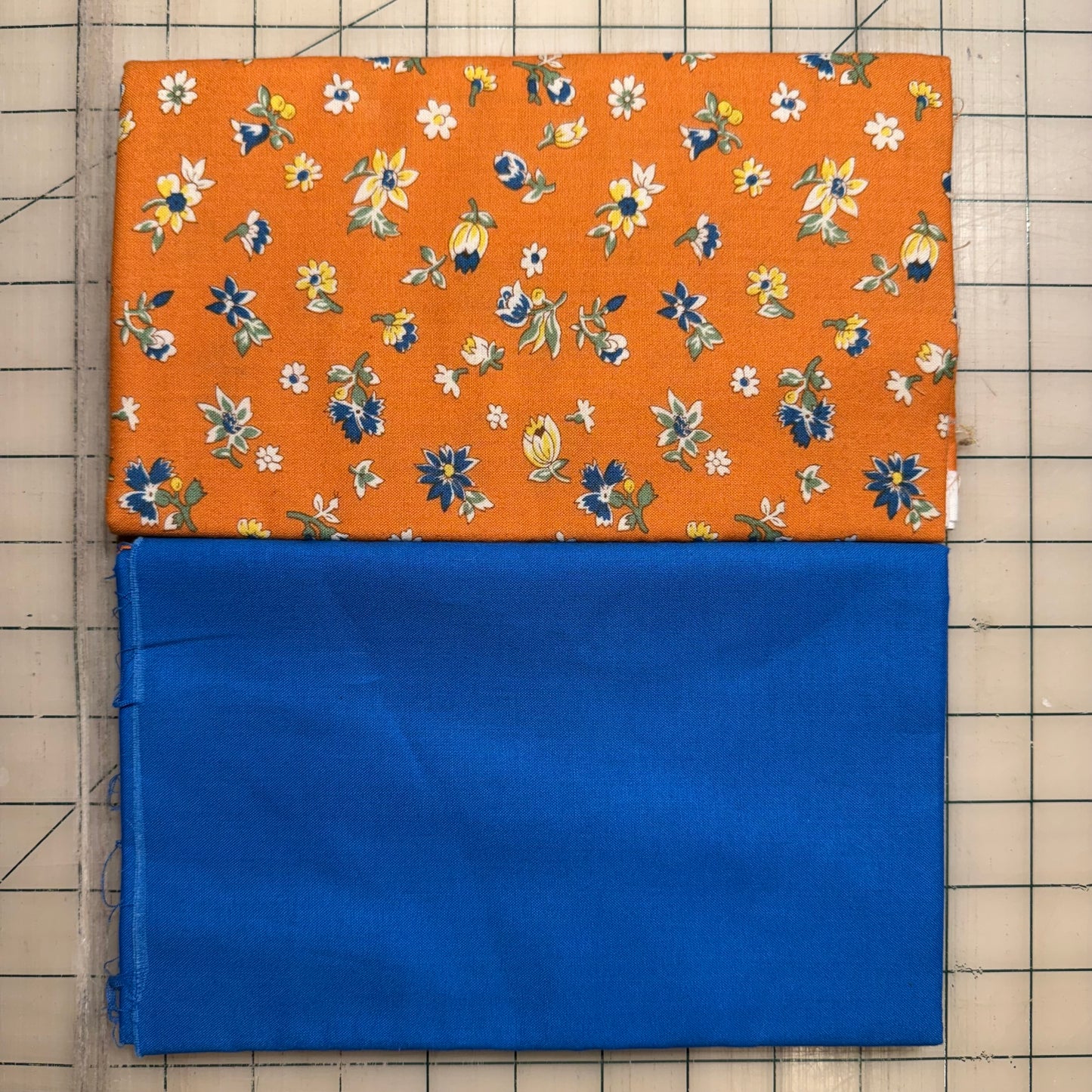 🌻 Orange Flowers w/ Strong Blue– Dynamic Duo 2 - 1-yard Cuts