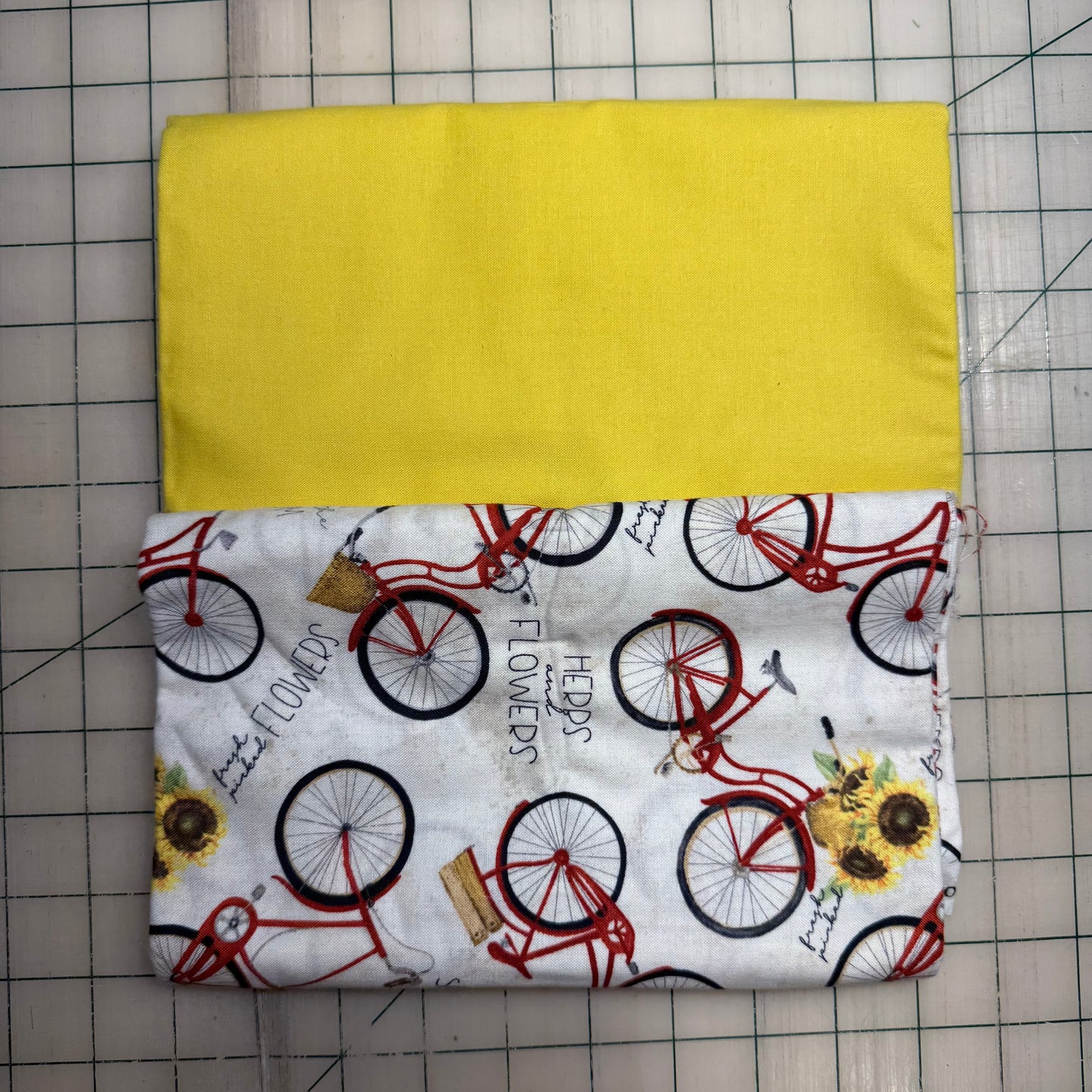 🌻 Bike with Sunflower Yellow – Dynamic Duo 2 - 1-yard Cuts
