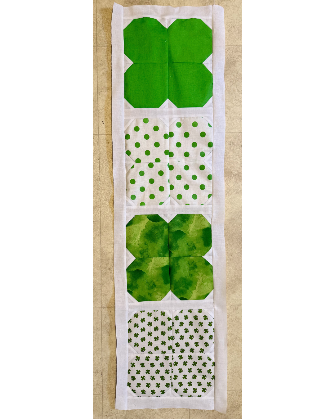 🍀 Clover 4-Leaf Clover Table Topper Fabric Kit