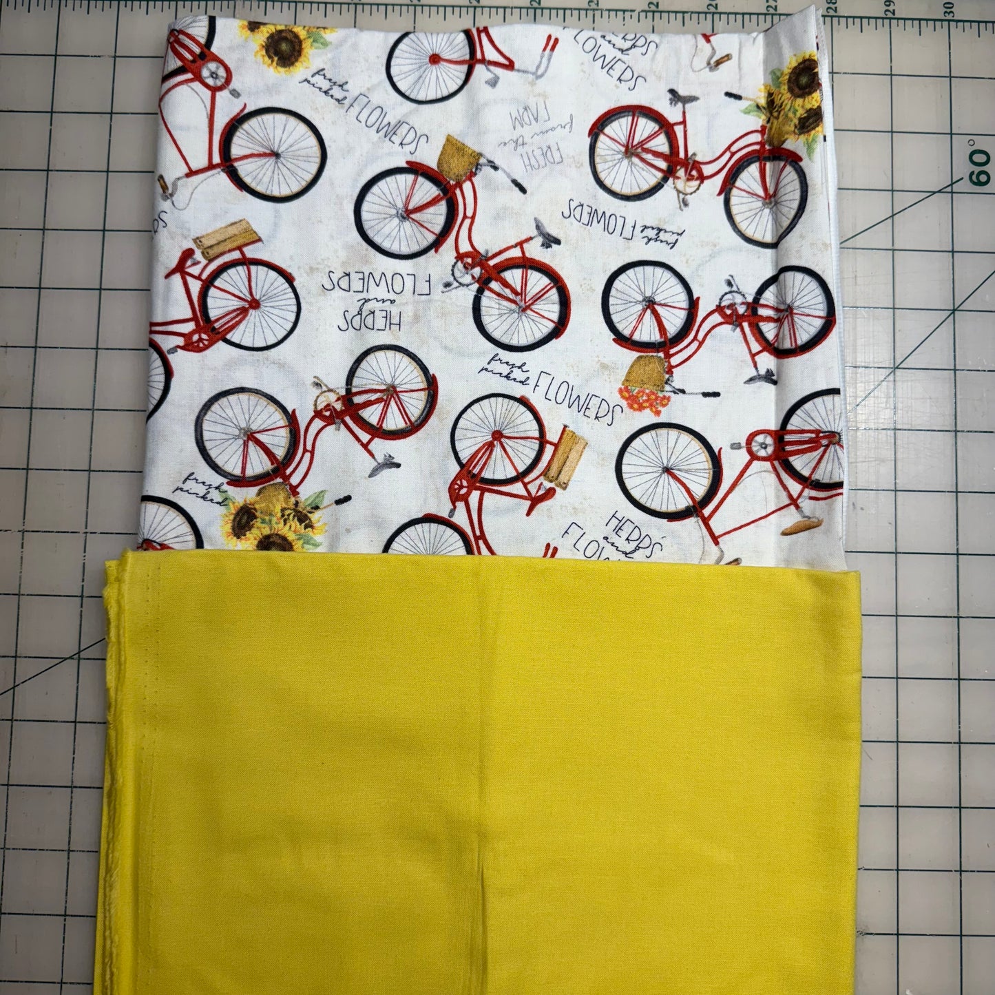 🌻 Bike with Sunflower Yellow – Dynamic Duo 2 - 1-yard Cuts