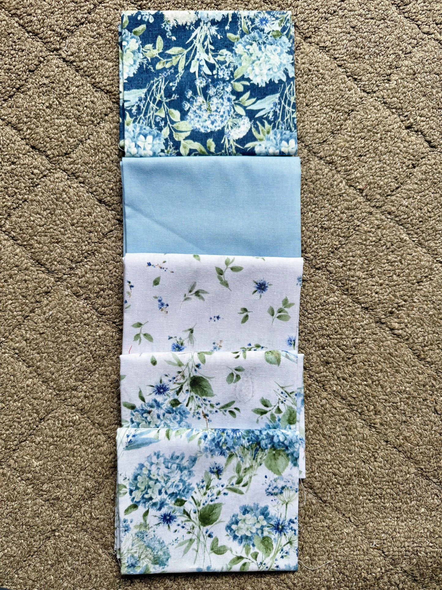 Blue Hydrangeas - 5- Fat Quarter Bundle