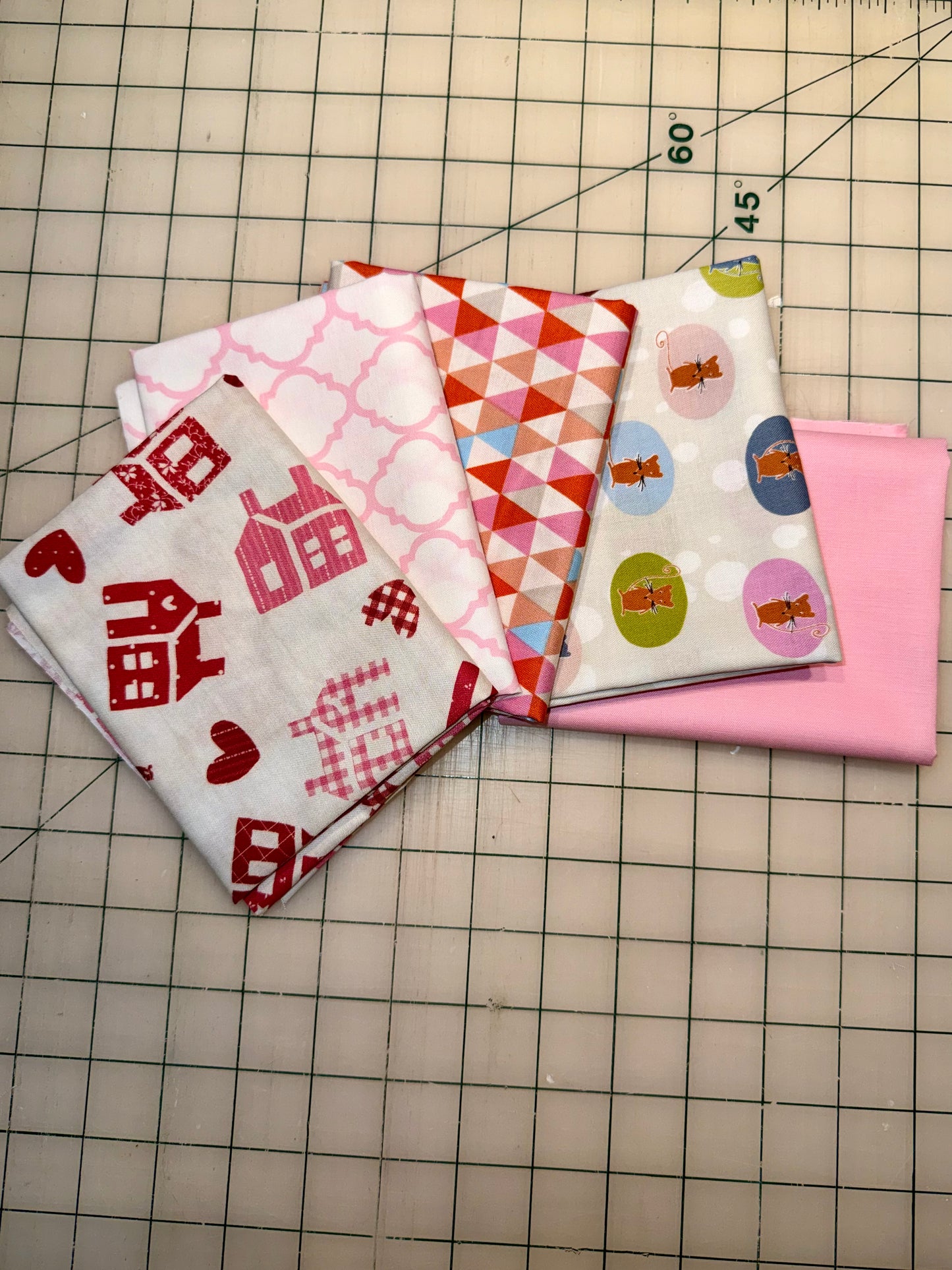 🏡 Mouse in the House - Fat Quarter Bundle Cottage Garden