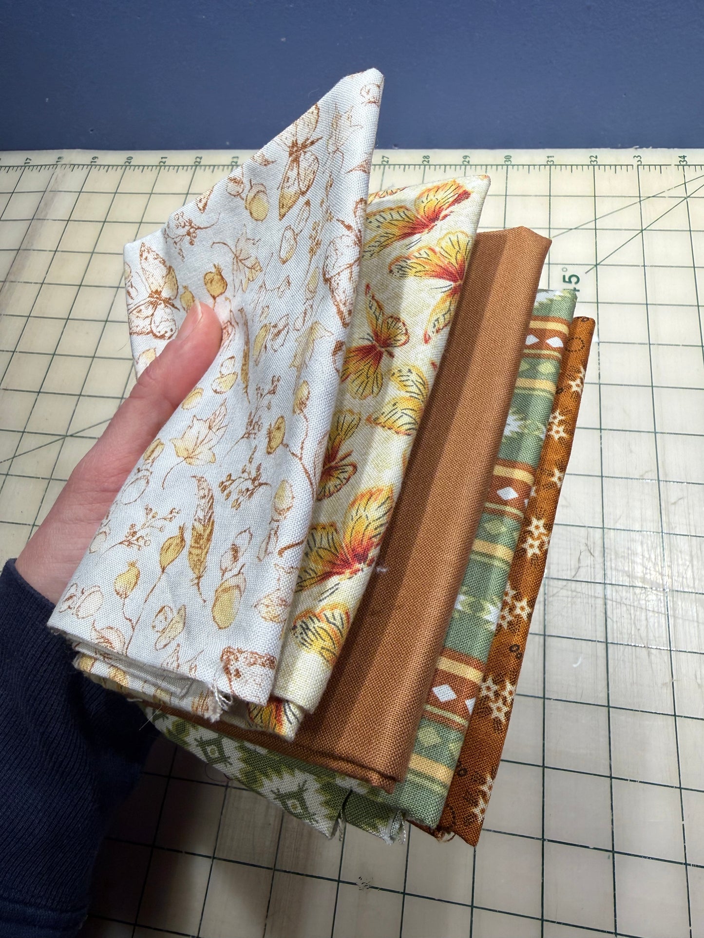 🏡 Butterflies - Fat Quarter Bundle Cottage Garden