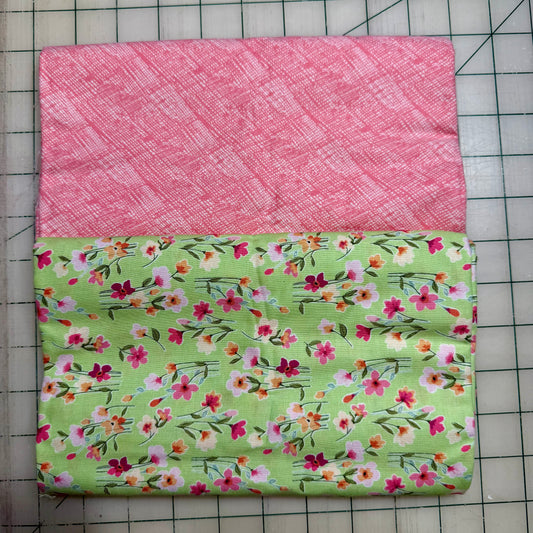 🌻 Tiny Flowers with Pink- Dynamic Duo 2 - 1-yard Cuts