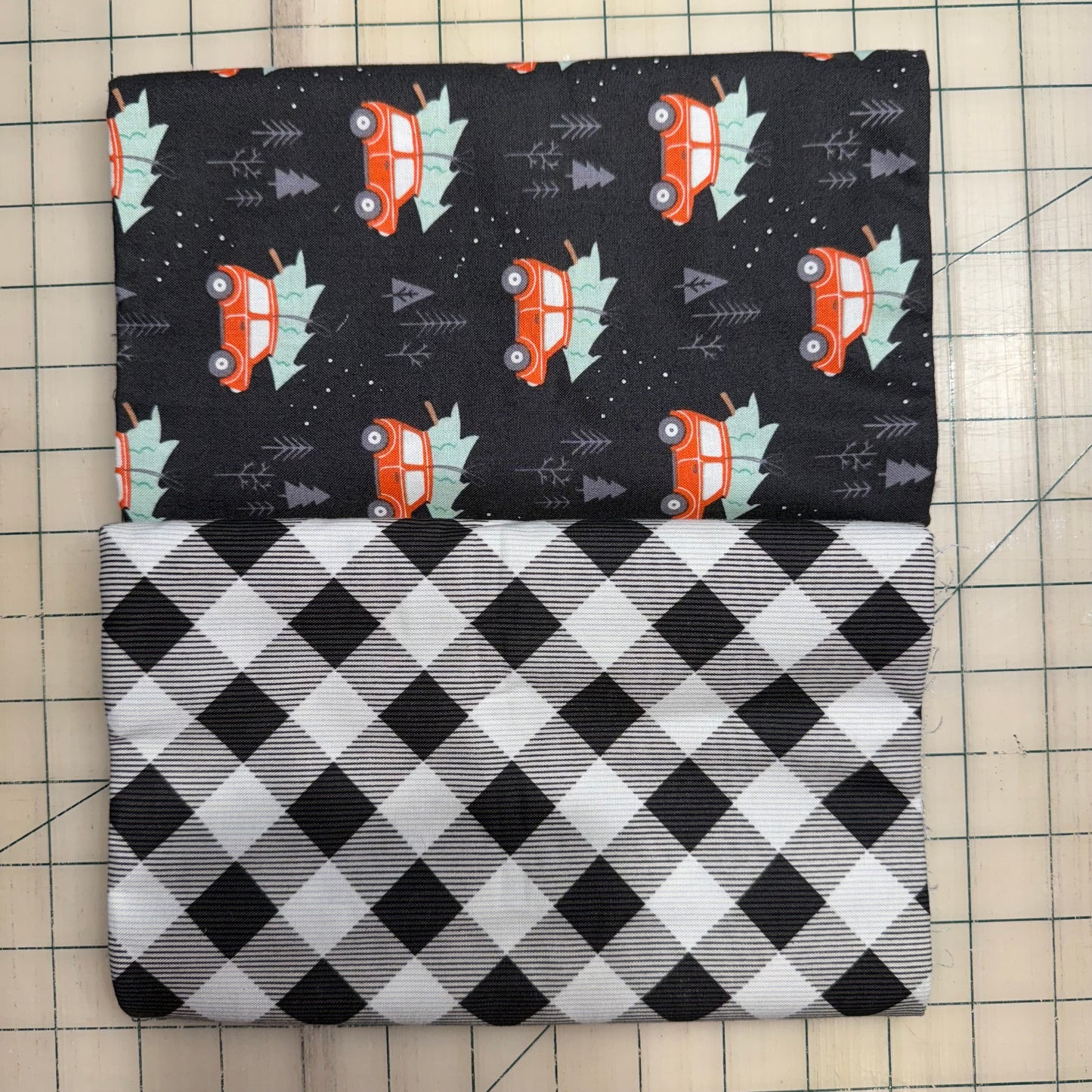 🌻 Cars with Trees & Plaid – Dynamic Duo 2 - 1-yard Cuts