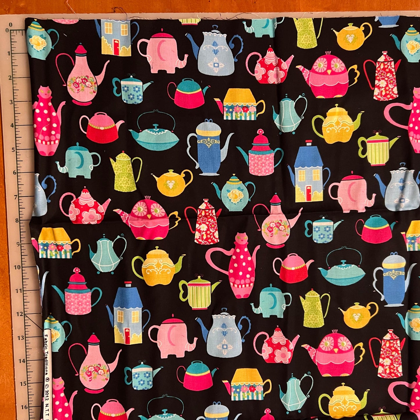 Teapots - End of Bolt Sale