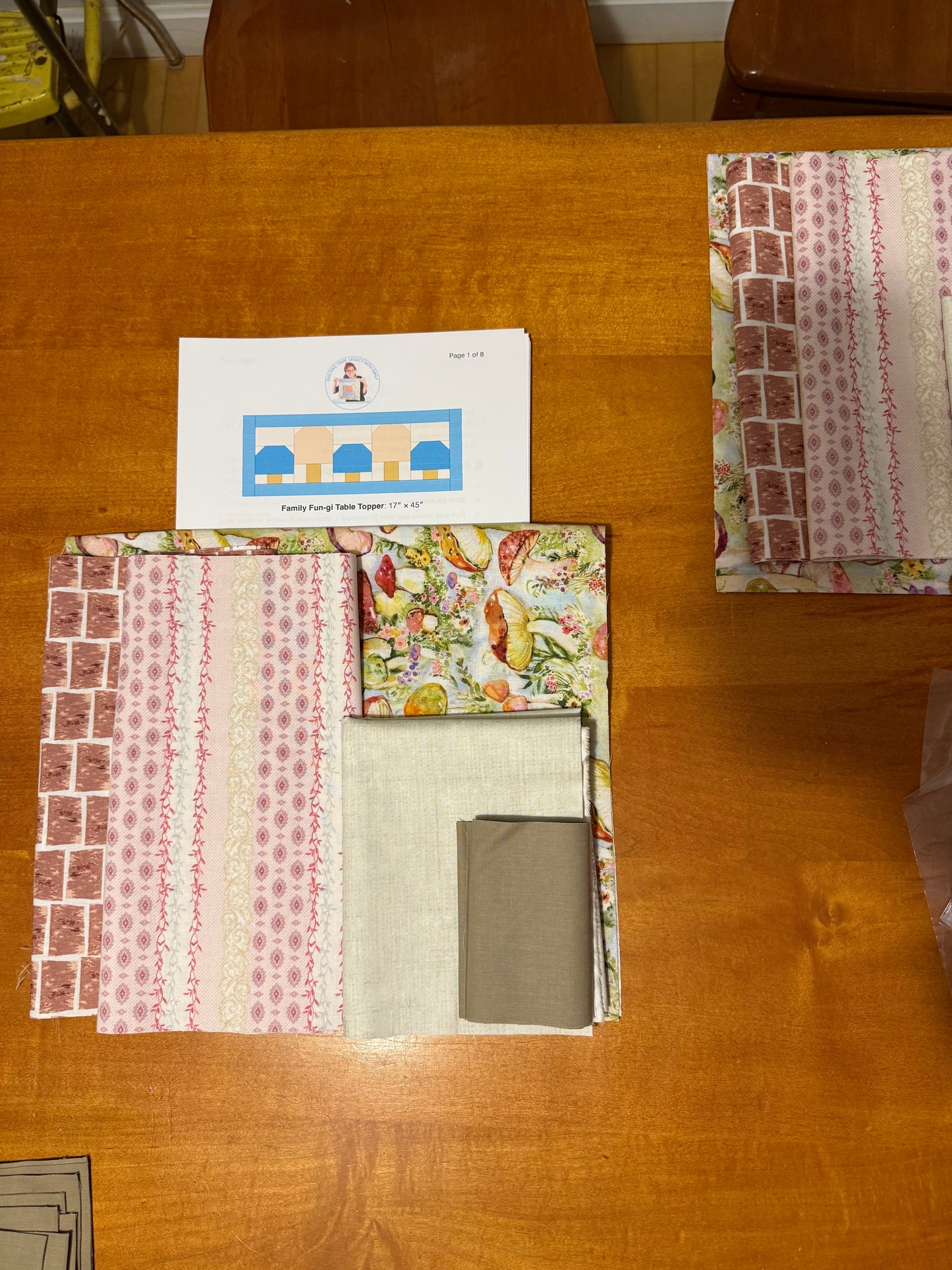 🍄 Fun-gi Mushroom Table Topper Fabric Kit