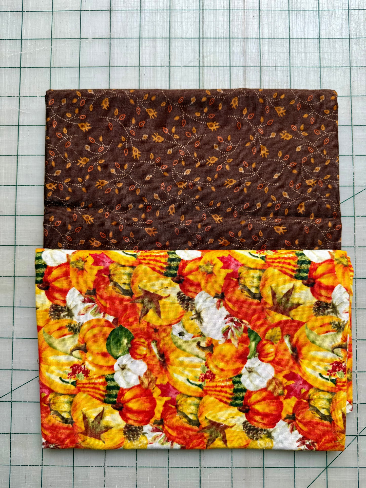 💥💥  Gourds with Brown – 1-Yard Bundle (3 Yards Total)
