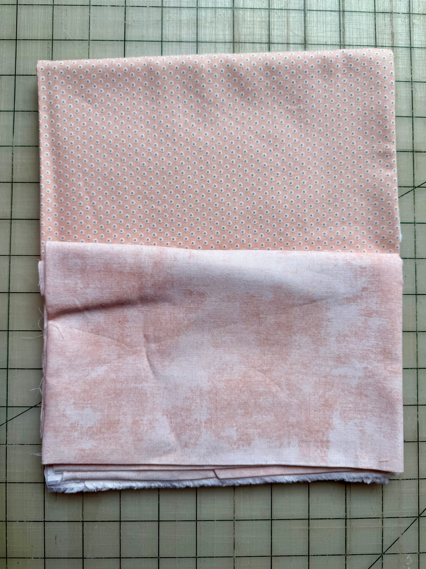 💥  Peach with Light Pink – Dynamic Duo 2 - 1-yard Cuts